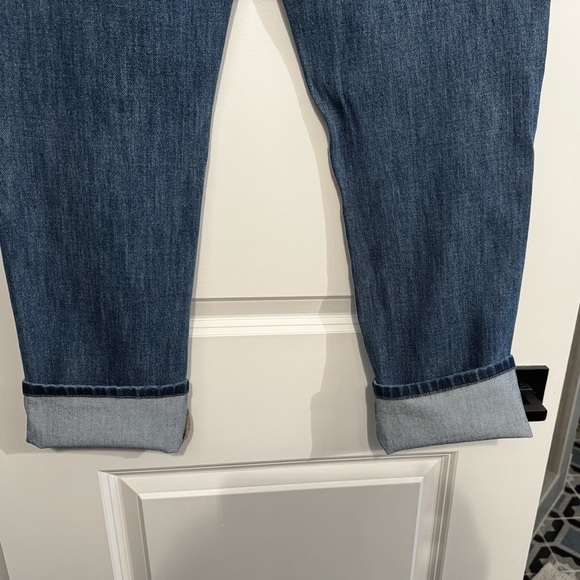 CAbi Harlow jeans size 6. - Picture 3 of 4